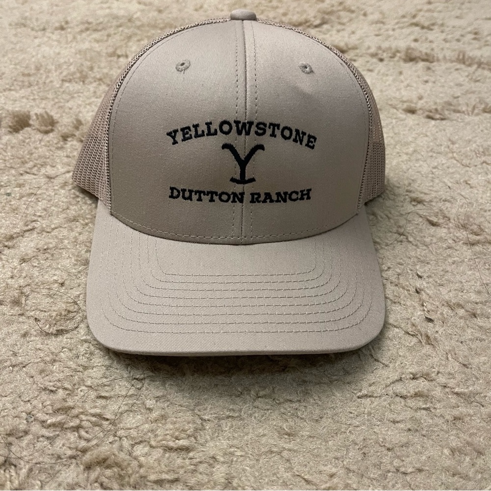 🎉HP🎉 BNWOT Men’s Yellowstone Dutton Ranch Hat